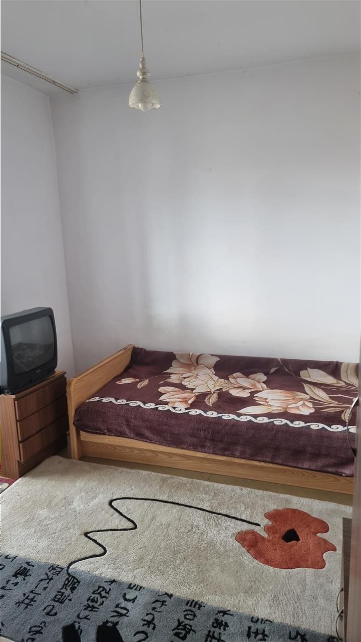 Garsonieră de inchiriat - Zona Nord - Ramnicu Valcea