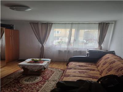 Apartament 2 camere, zona Nord, parter