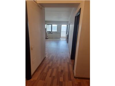 Apartament 3 camere �n bloc nou, zona Kaufland