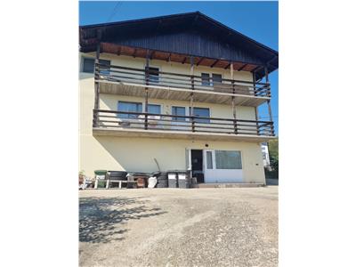 Casă de v�nzare �n Buda, R�mnicu V�lcea � teren 1.295 mp