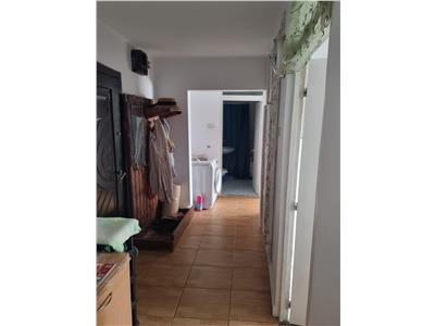 Inchiriere apartament 2 camere, etaj 1 - zona Kaufland