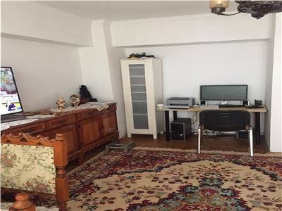 Apartament 3 camere, Ostroveni