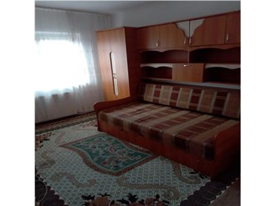 Inchiriere ap.3 cam etaj 3 zona Traian