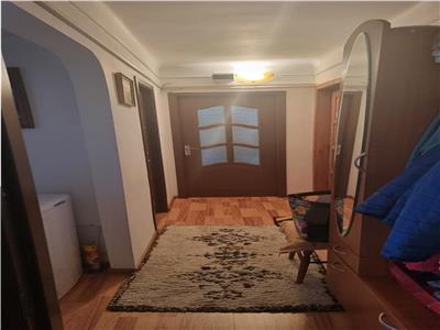 Ap. 3 camere Centru (zona Garii)