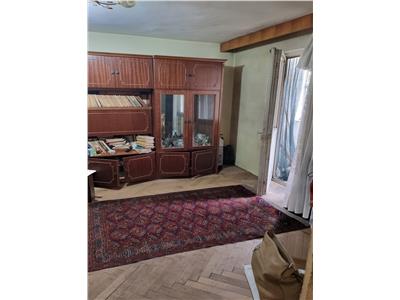 2 camere, etaj 2, Ostroveni