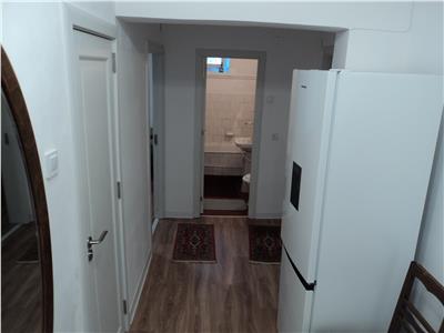 Apartament 2 camere, etaj 1 , decomandat, cu centrala proprie